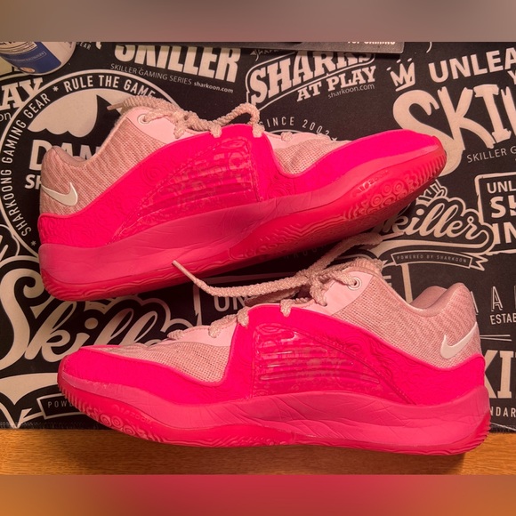 kd 16 aunt pearl - Picture 1 of 7